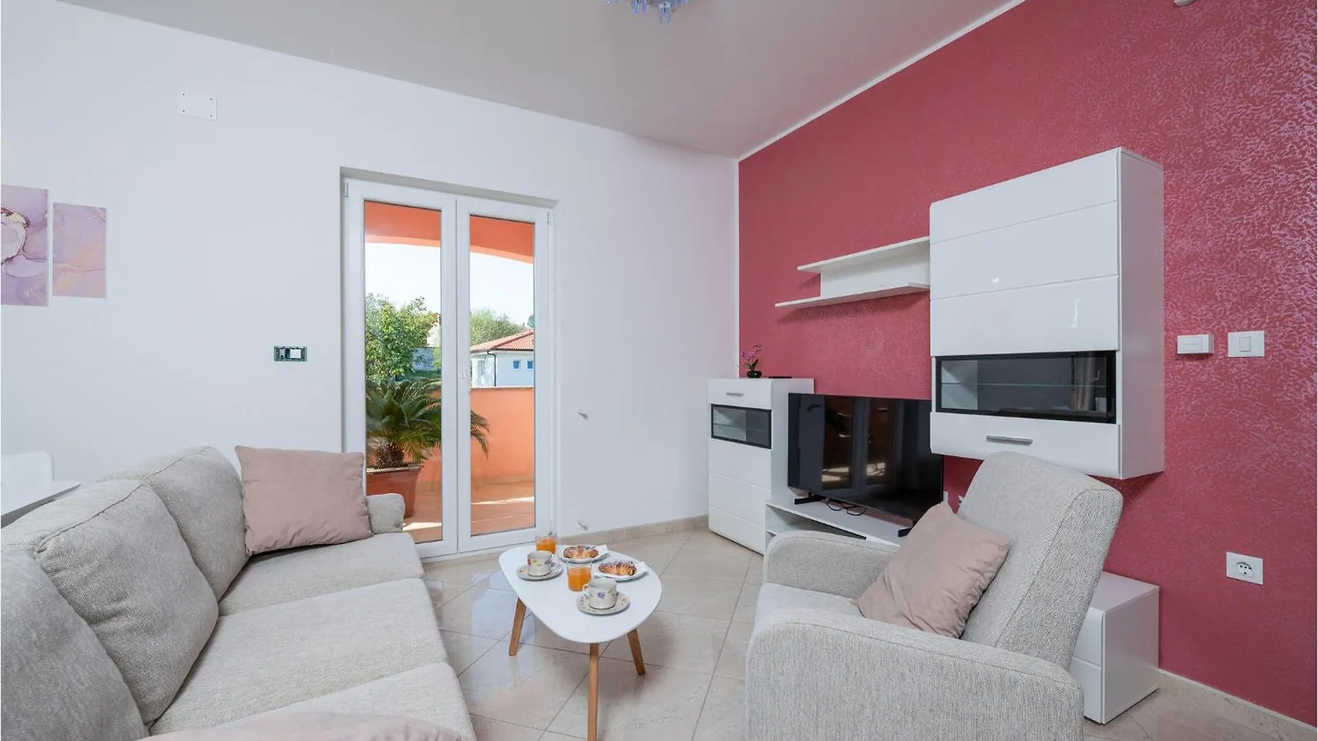Amazing Apartment In Rovinj With Kitchen