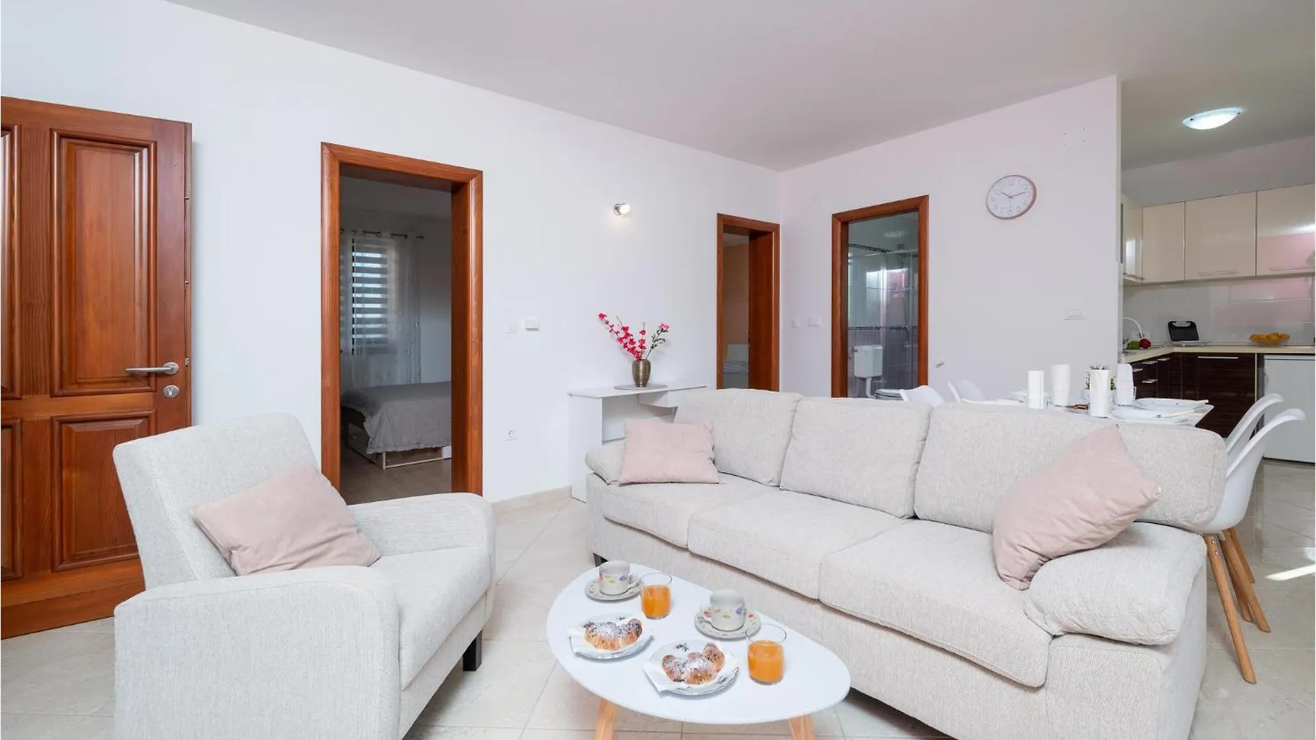 Amazing Apartment In Rovinj With Kitchen