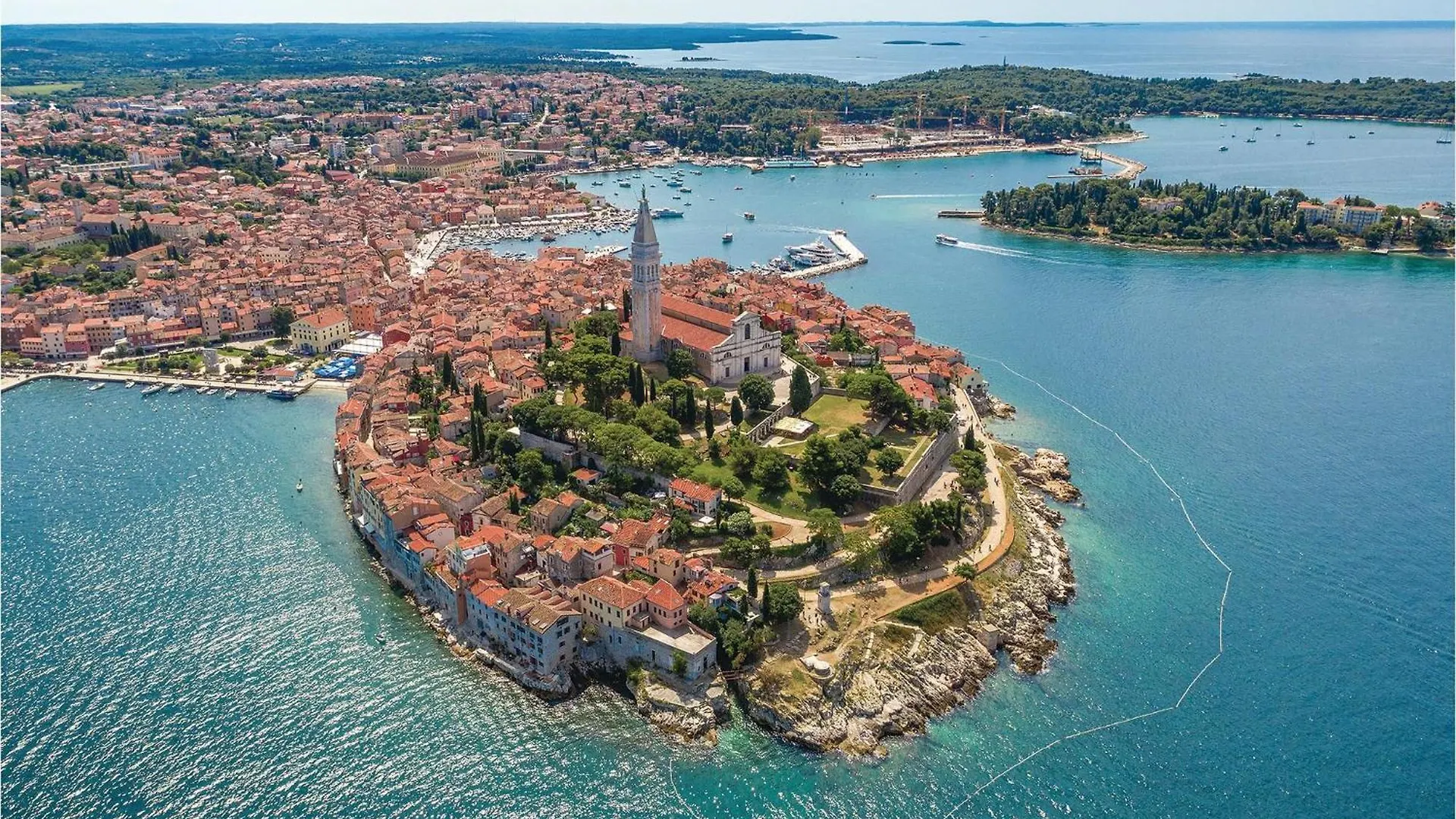Amazing Apartment In Rovinj With Kitchen