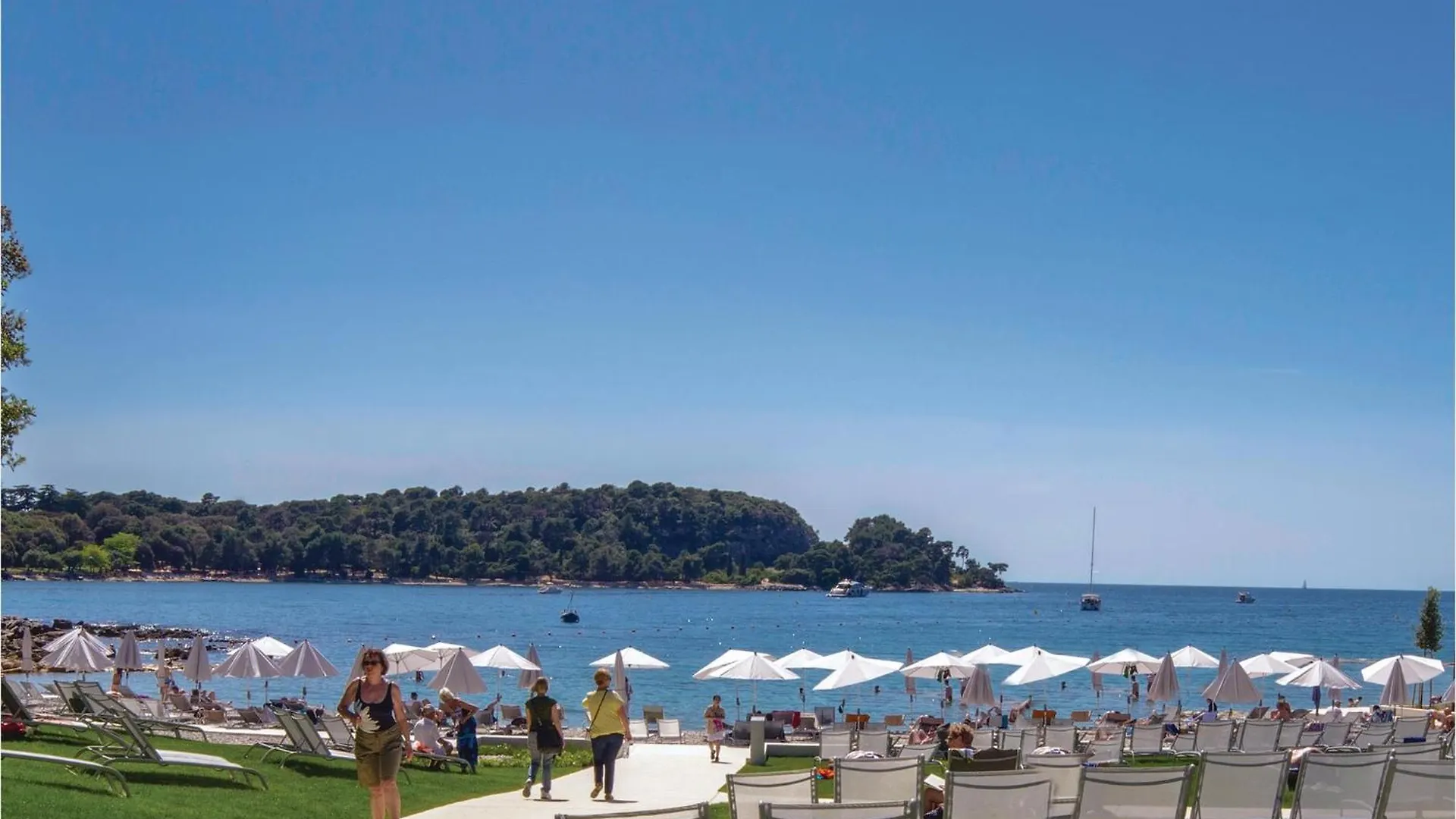Amazing Apartment In Rovinj With Kitchen